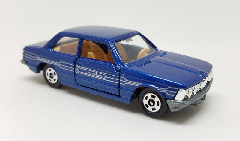 Illustration for article titled LaLD Car Week: Teutonic Tuesday - Tomica BMW 320i
